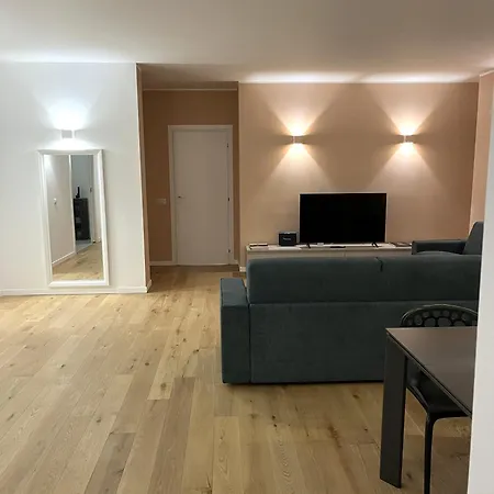 Fifty Eight Repubblica Three Bedrooms * Milán