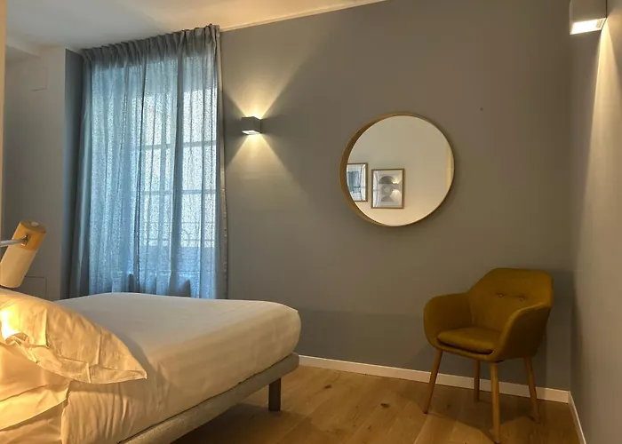 Fifty Eight Repubblica Three Bedrooms * ميلان